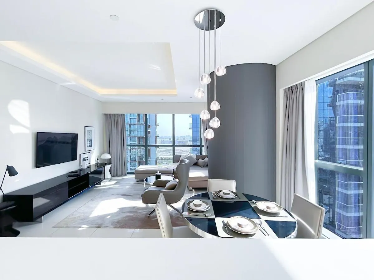 2Br Apartment In Paramount Tower Dubai 0*,