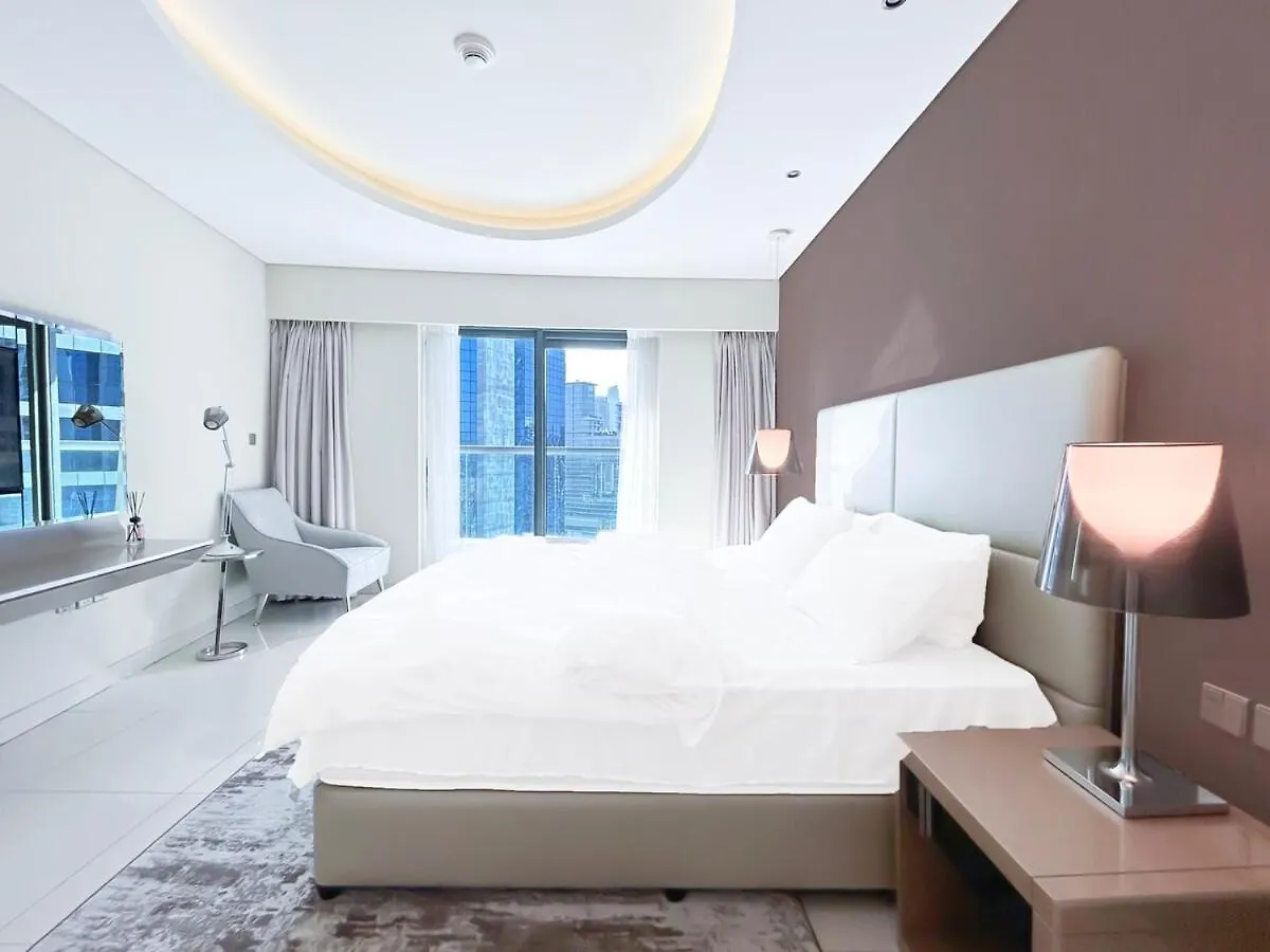 2Br Apartment In Paramount Tower Dubai