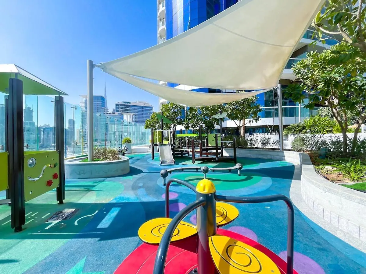 2Br Apartment In Paramount Tower Dubai